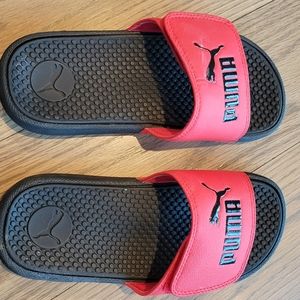 Puma size 3 Sandals